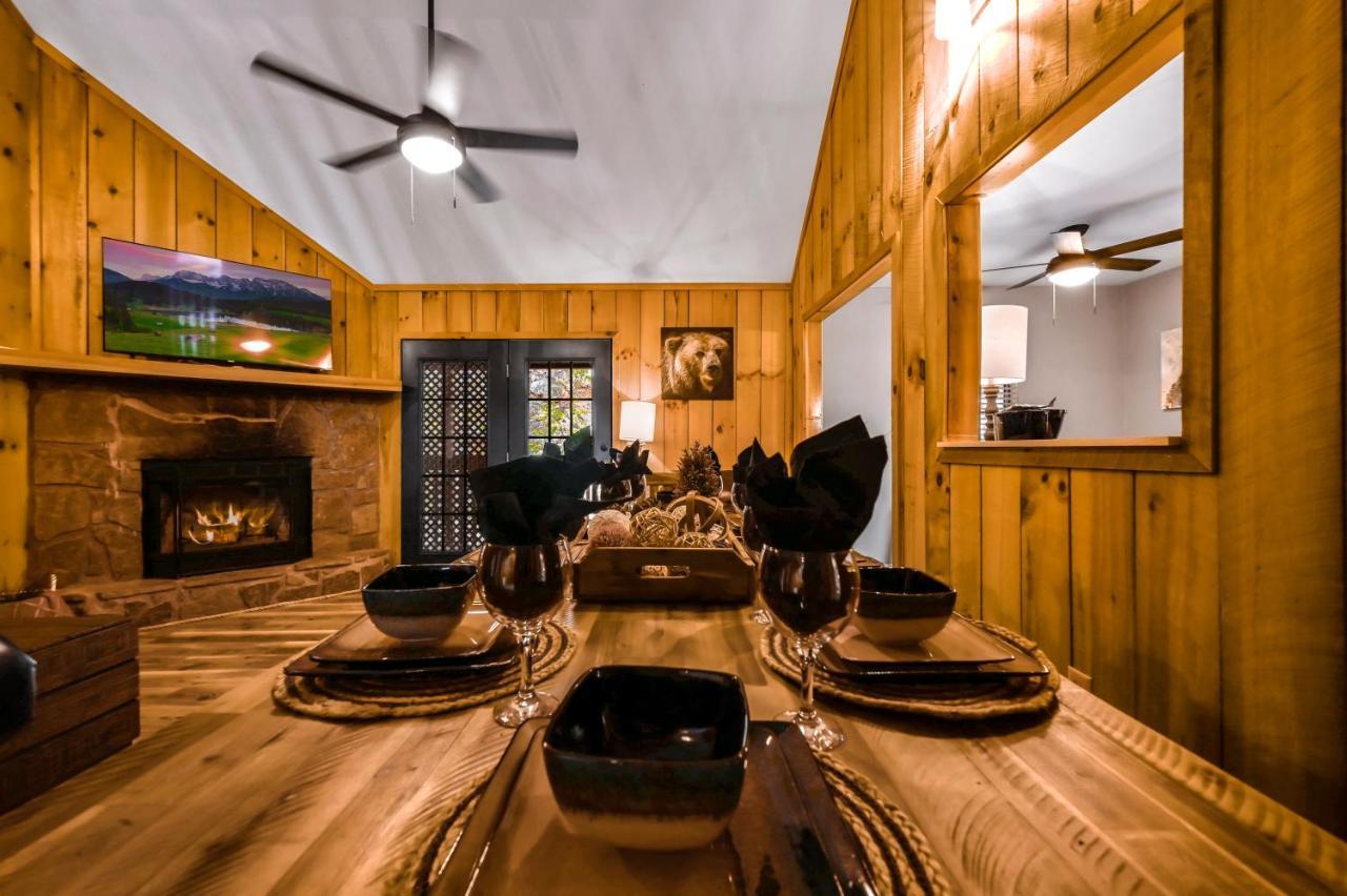 Private Mountain Cabin, Hot Tub Escape In The Smokies, With The View Sevierville Extérieur photo