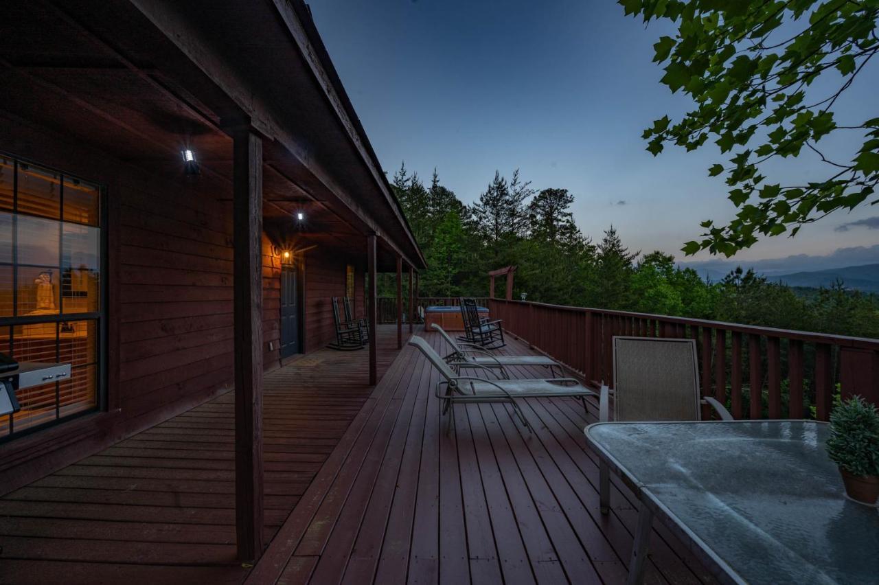 Private Mountain Cabin, Hot Tub Escape In The Smokies, With The View Sevierville Extérieur photo