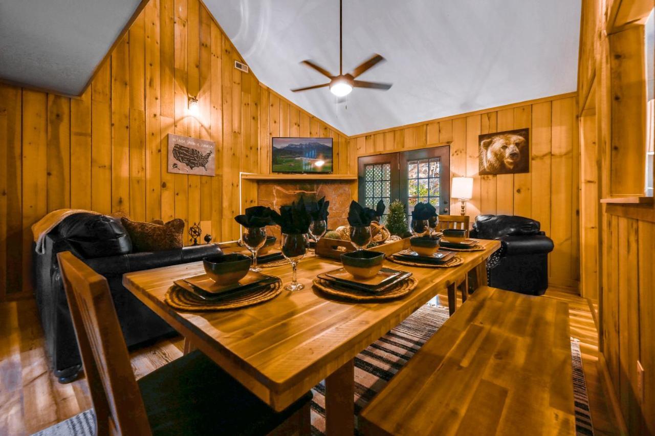 Private Mountain Cabin, Hot Tub Escape In The Smokies, With The View Sevierville Extérieur photo