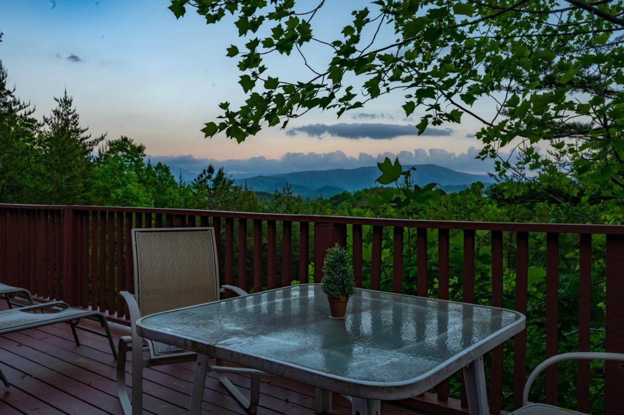 Private Mountain Cabin, Hot Tub Escape In The Smokies, With The View Sevierville Extérieur photo